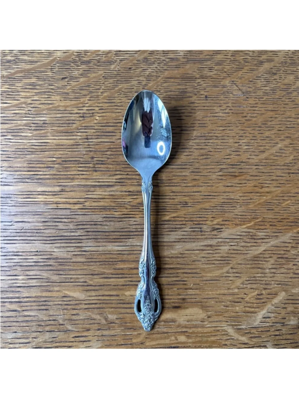Oneida Community Brahms Pattern Stainless Steel Teaspoon replacements. Set of 4